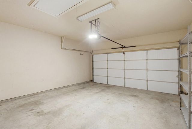 109 Cailin CT, Burnet, TX 78611