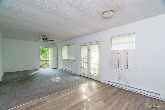 15120 Hackney Drive, St Robert, MO 65584