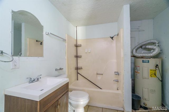 15120 Hackney Drive, St Robert, MO 65584