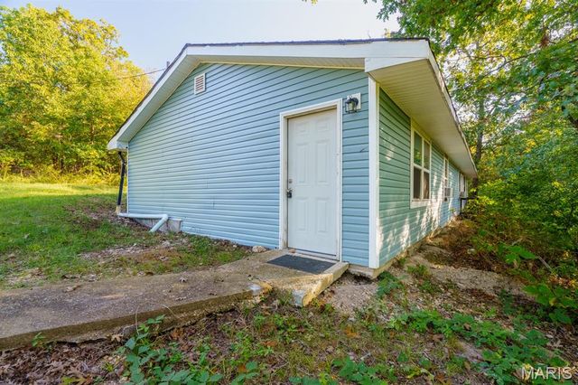 15120 Hackney Drive, St Robert, MO 65584