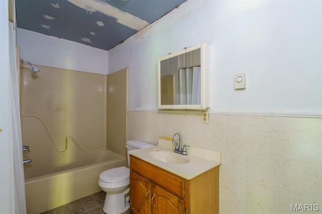 15120 Hackney Drive, St Robert, MO 65584