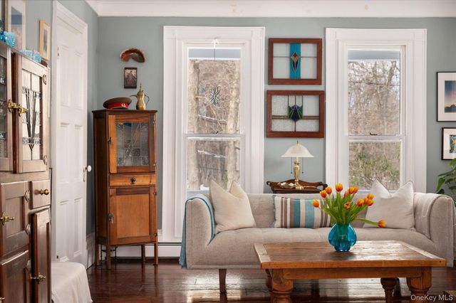 28 Barnes Road, Ossining, NY 10562