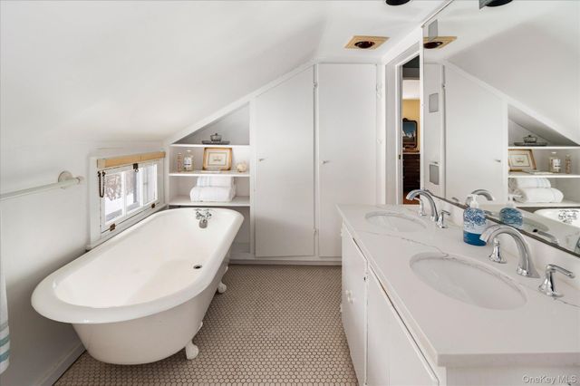 28 Barnes Road, Ossining, NY 10562