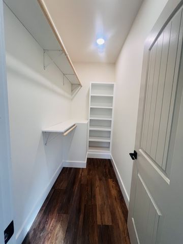 1769 Viola Rd, Mcminnville, TN 37110