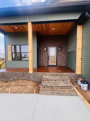 1769 Viola Rd, Mcminnville, TN 37110