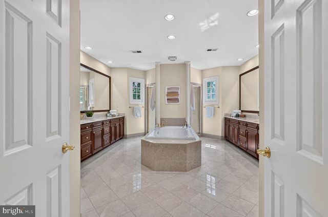 7834 MONTVALE WAY, Mclean, VA 22102