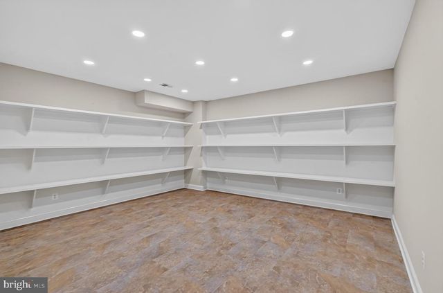 7834 MONTVALE WAY, Mclean, VA 22102