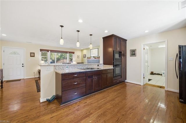 2233 Lynn RD, Virginia Beach, VA 23451