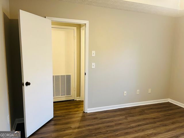 12 Fredda Lane, Cartersville, GA 30120