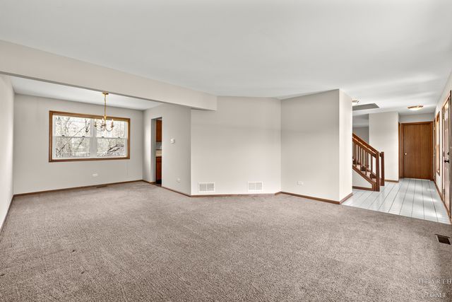 1266 Fernleaf Drive, Crystal Lake, IL 60014