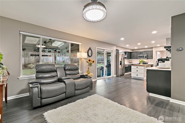 20016 127th Street Ct E, Bonney Lake, WA 98391