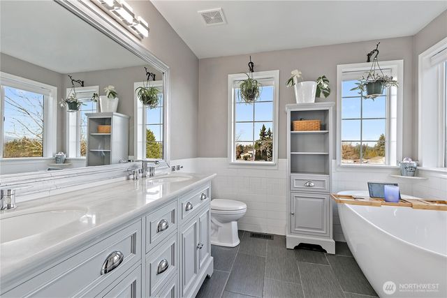 20016 127th Street Ct E, Bonney Lake, WA 98391