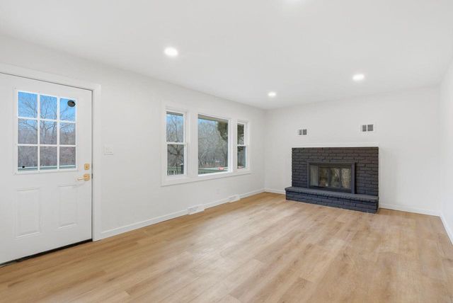 247 S 17th AVENUE, West Bend, WI 53095