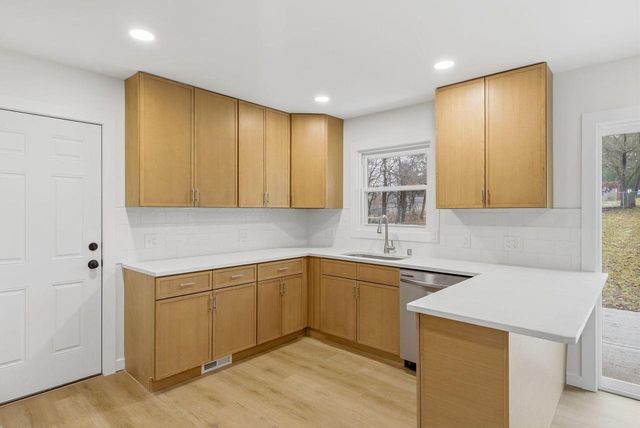 247 S 17th AVENUE, West Bend, WI 53095