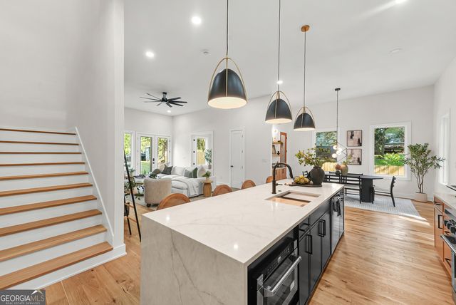 808 East Avenue, Scottdale, GA 30079