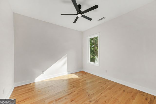 808 East Avenue, Scottdale, GA 30079