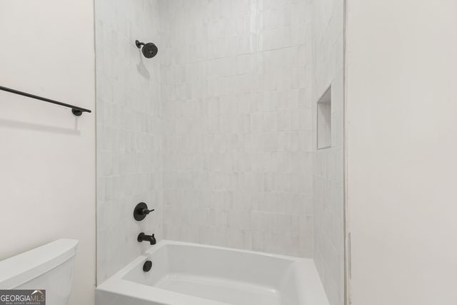 808 East Avenue, Scottdale, GA 30079