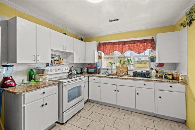 102 Glaze Drive, Dalton, GA 30721
