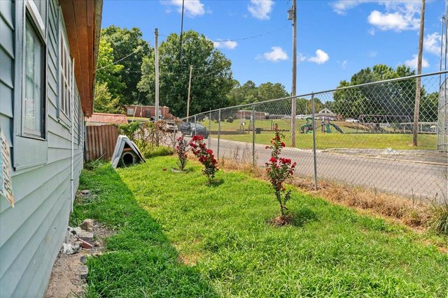 102 Glaze Drive, Dalton, GA 30721