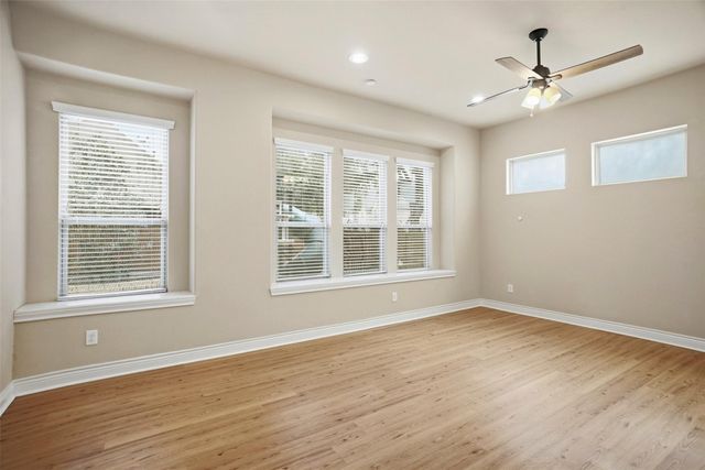 13735 Contour Ct, Richmond, TX 77407