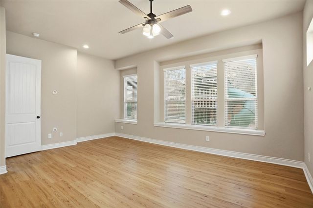 13735 Contour Ct, Richmond, TX 77407