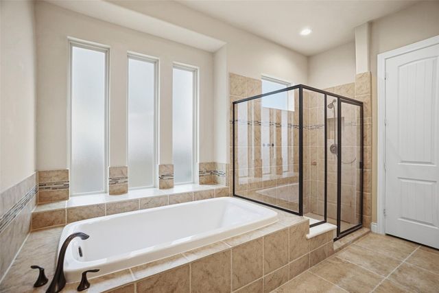 13735 Contour Ct, Richmond, TX 77407