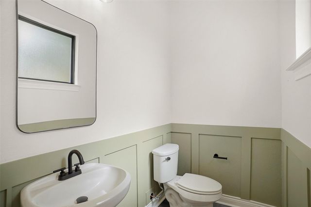 13735 Contour Ct, Richmond, TX 77407