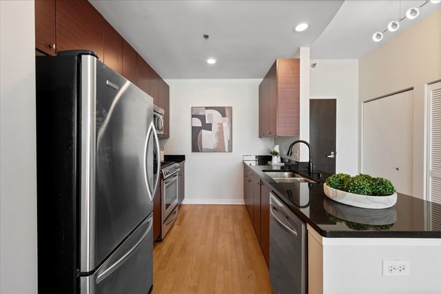 303 W Ohio Street 1808, Chicago, IL 60654