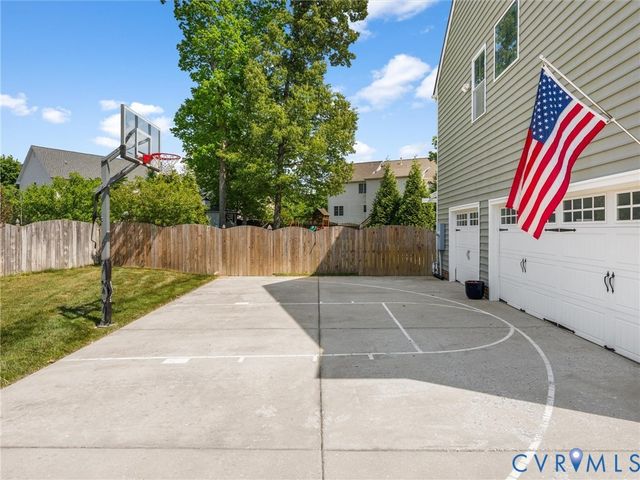 4636 Allenbend Rd, Glen Allen, VA 23060