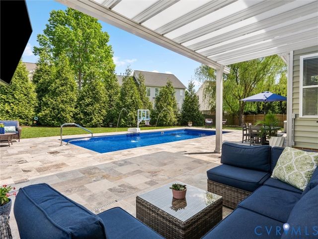 4636 Allenbend Rd, Glen Allen, VA 23060