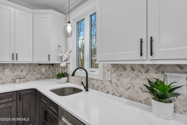 15 Michelle Avenue, Old Bridge, NJ 08857