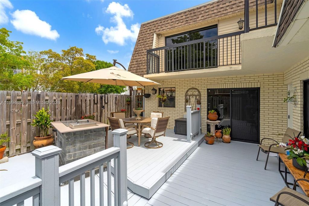 8106 SW 23rd Street 28A, North Lauderdale, FL 33068