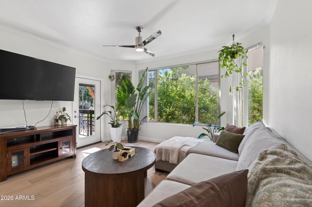 435 W RIO SALADO Parkway 112, Tempe, AZ 85281