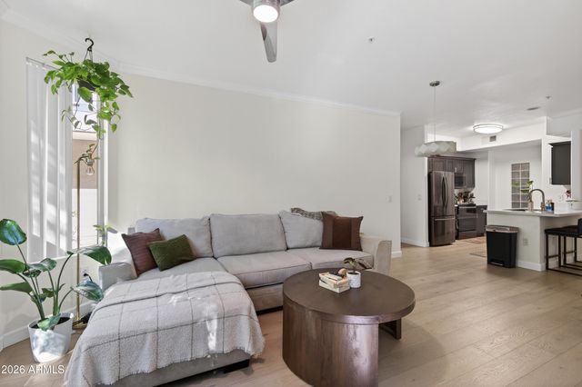 435 W RIO SALADO Parkway 112, Tempe, AZ 85281