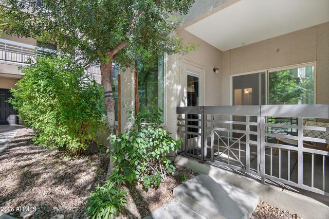 435 W RIO SALADO Parkway 112, Tempe, AZ 85281