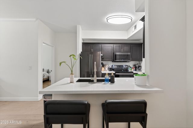 435 W RIO SALADO Parkway 112, Tempe, AZ 85281