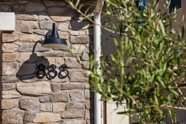 888 Cayley Avenue, San Marcos, CA 92069