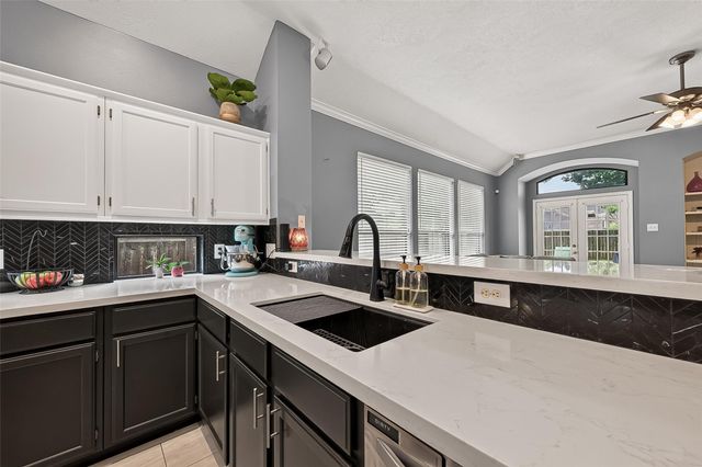 7218 Bethany Bay Drive, Missouri City, TX 77459