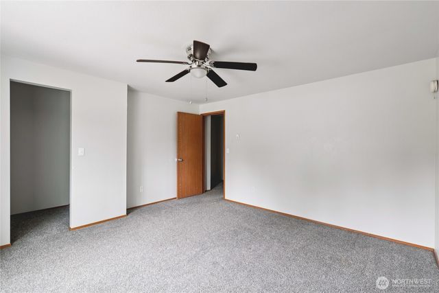 9819 148th Street Ct E, Puyallup, WA 98375