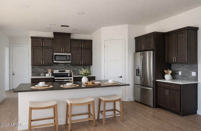 17637 W NORTHERN Avenue, Waddell, AZ 85355