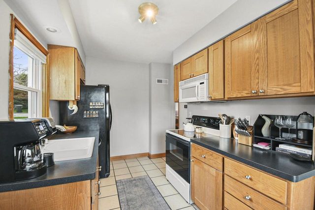424 Martin Street, Sun Prairie, WI 53590