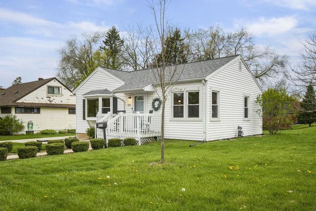 424 Martin Street, Sun Prairie, WI 53590