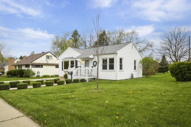 424 Martin Street, Sun Prairie, WI 53590
