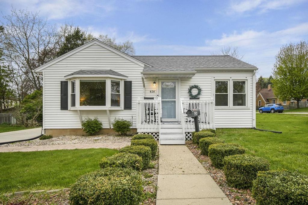 424 Martin Street, Sun Prairie, WI 53590