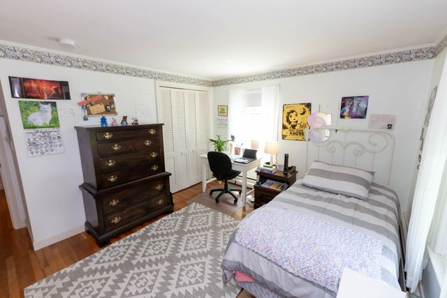 16 Marlowe Road, Nashua, NH 03062