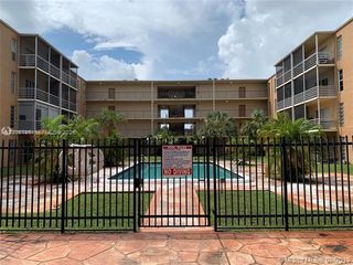 4848 NW 24th Ct 202, Lauderdale Lakes, FL 33313