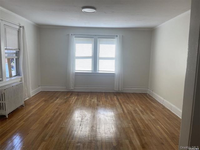 1082 Lynn Place, Woodmere, NY 11598