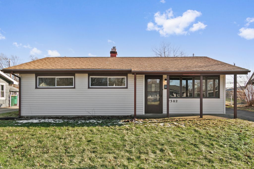 2302 Madonna Avenue, Joliet, IL 60436