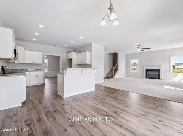 715 Atlantic Coast Lane, Jacksonville, NC 28546