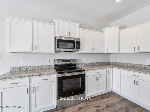 715 Atlantic Coast Lane, Jacksonville, NC 28546